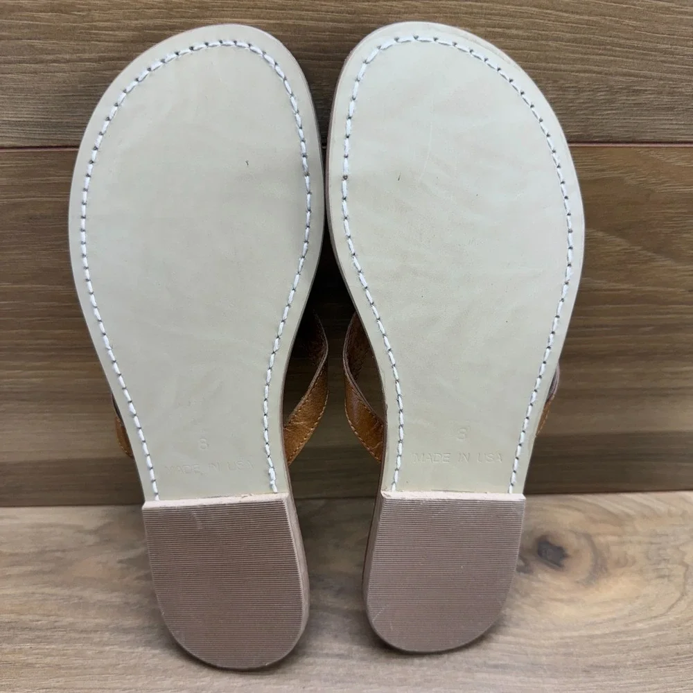 Wimberly Flip Flop Sandals Womens 8 Tan Leather Star Fish Medallion USA Made
